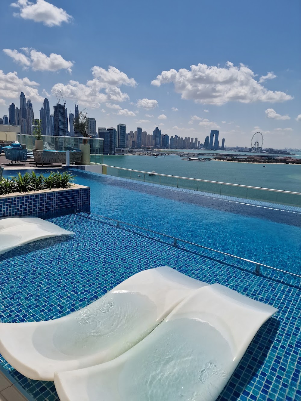 gem image NH Collection Dubai The Palm 9