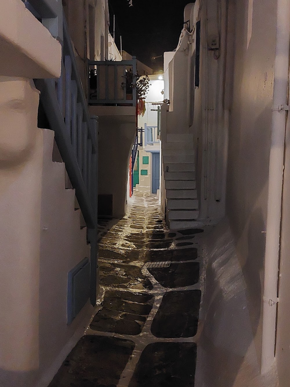 gem image Skandinavian Bar Mykonos 5