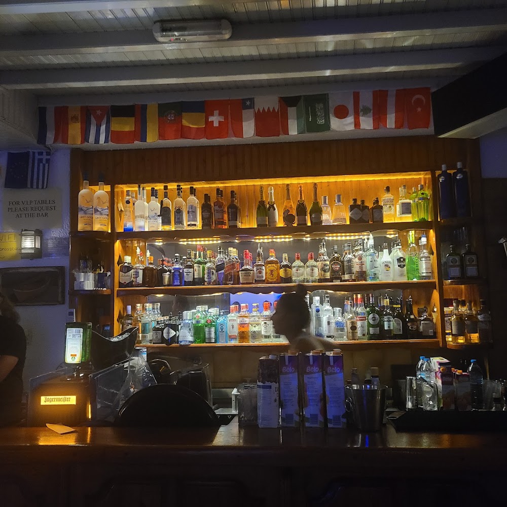 gem image Skandinavian Bar Mykonos 4