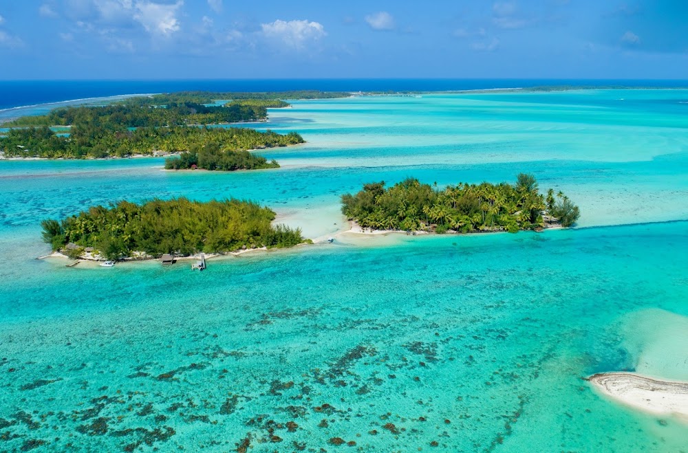 gem image Lagoon Service Bora Bora 2
