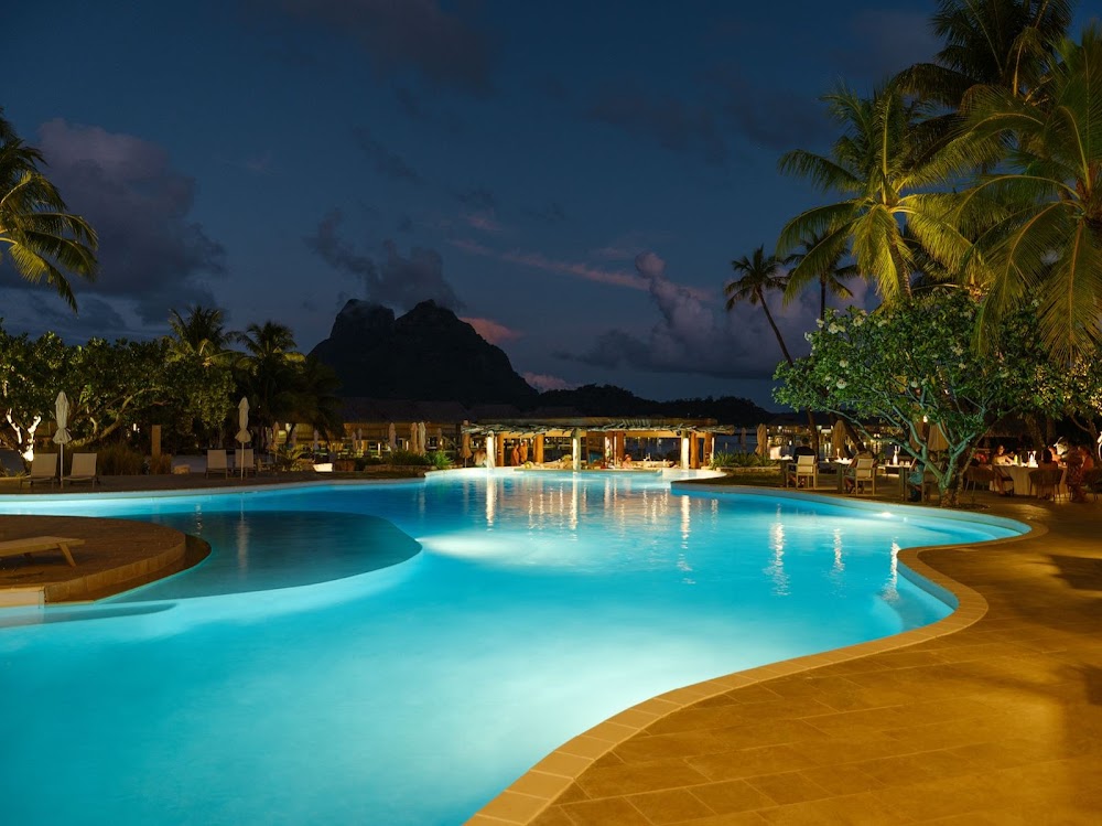 gem image Bora-Bora Pearl Beach Resort & Spa 8