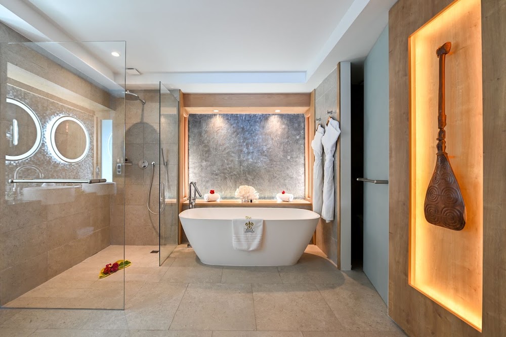 gem image Bora-Bora Pearl Beach Resort & Spa 7