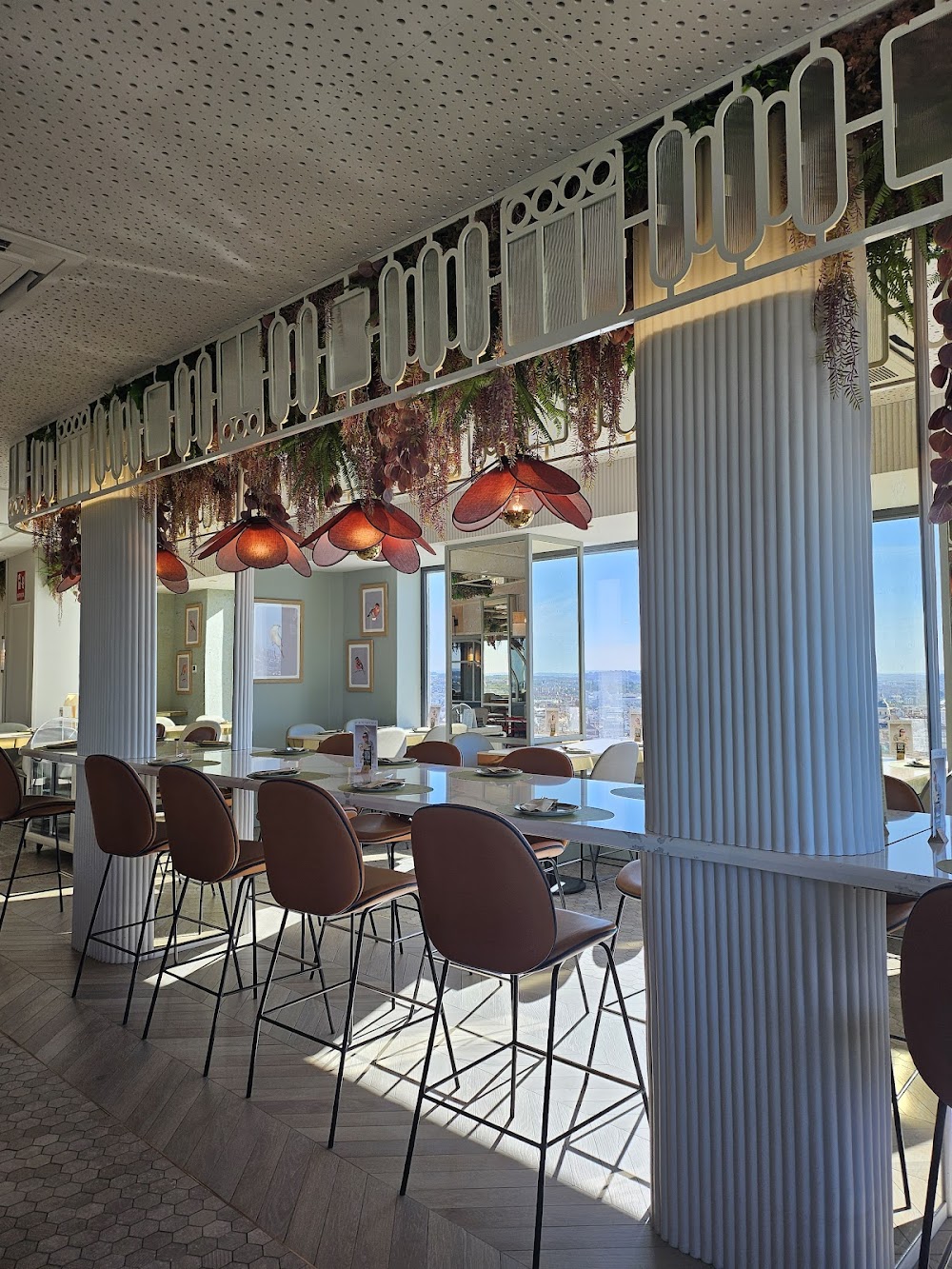 gem image 360º Sky Bar 6