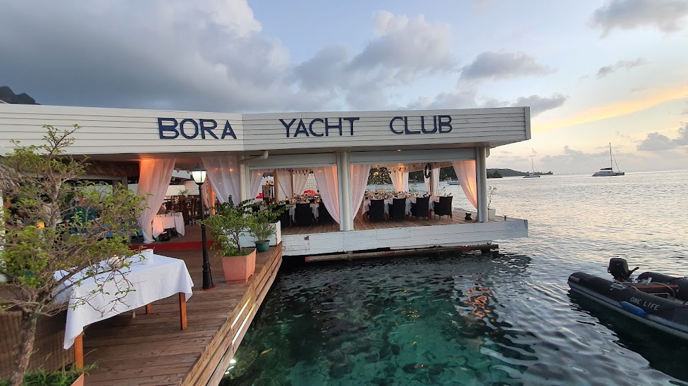 gem image Bora Bora Yacht Club 10