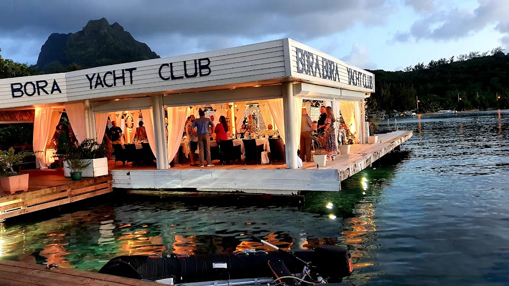 gem image Bora Bora Yacht Club 7