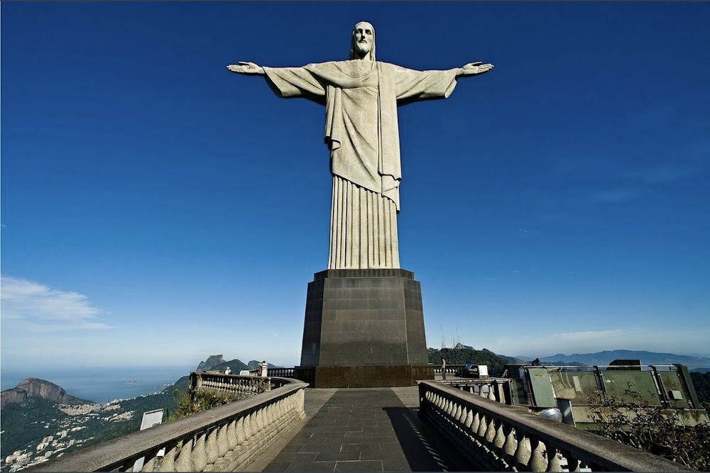 gem image Christ the Redeemer 10