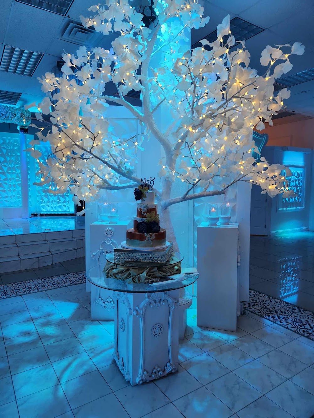 place image Chandelier