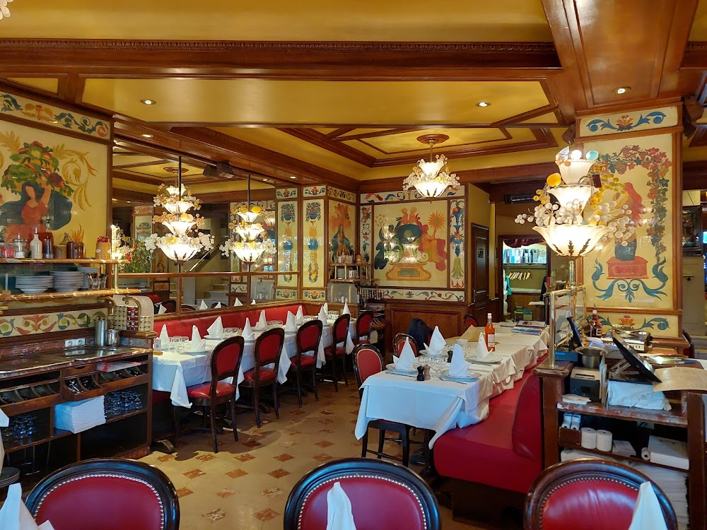gem image Au Pied de Cochon 9
