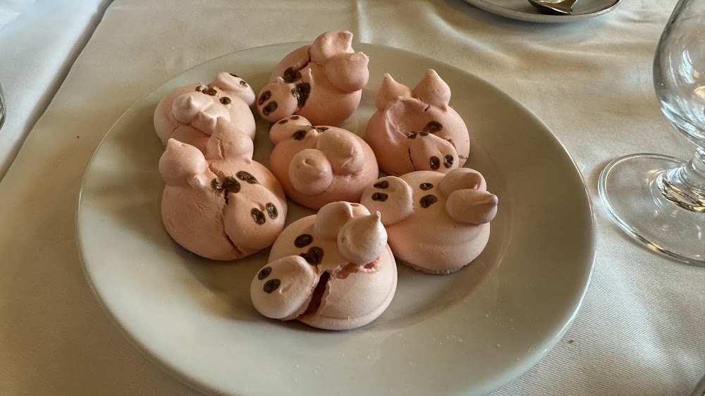 gem image Au Pied de Cochon 4