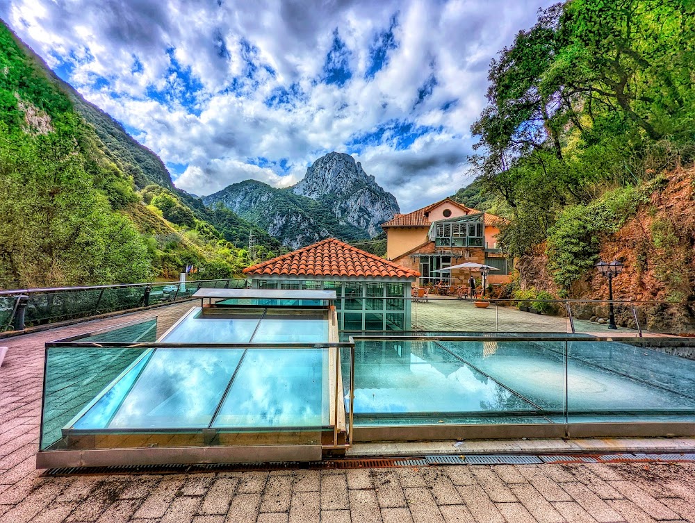 gem image Hotel Balneario de la Hermida 8