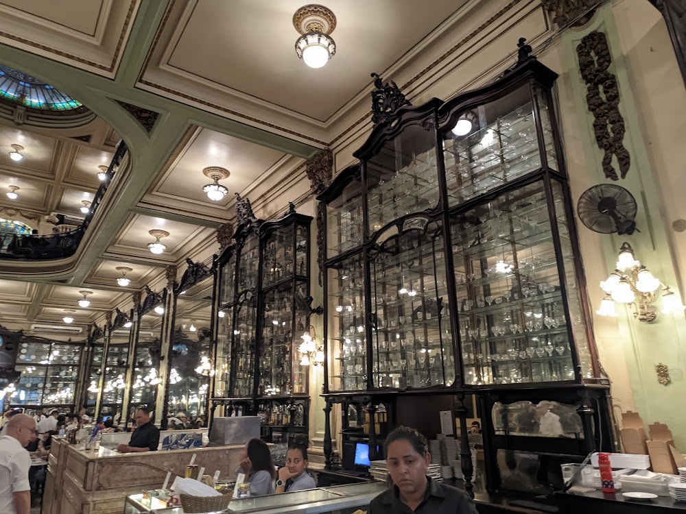 gem image Confeitaria Colombo 6