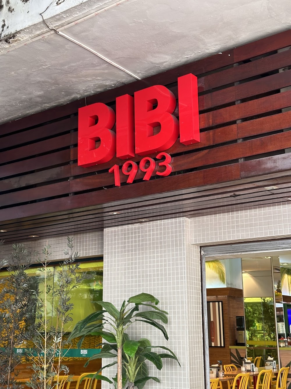 gem image Bibi Sucos 4
