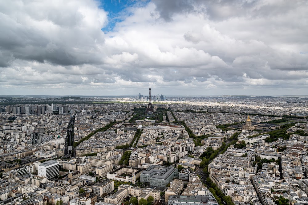 gem image Le Ciel de Paris Restaurant 7