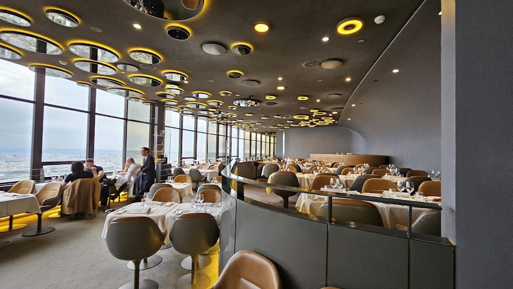 gem image Le Ciel de Paris Restaurant 5
