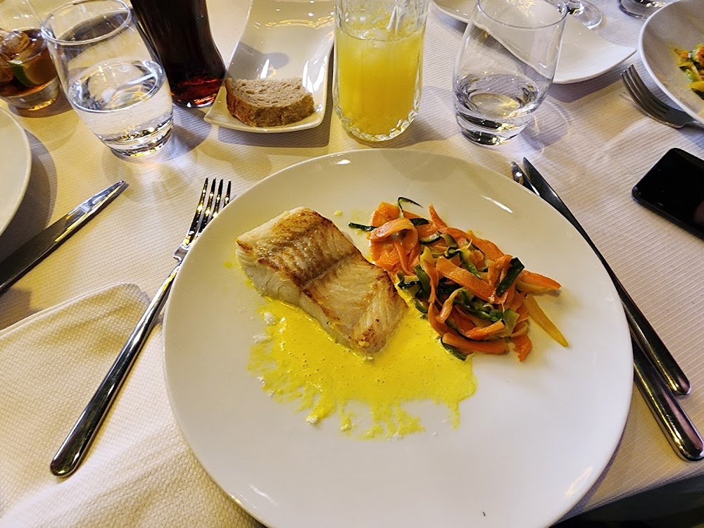 gem image Le Ciel de Paris Restaurant 3