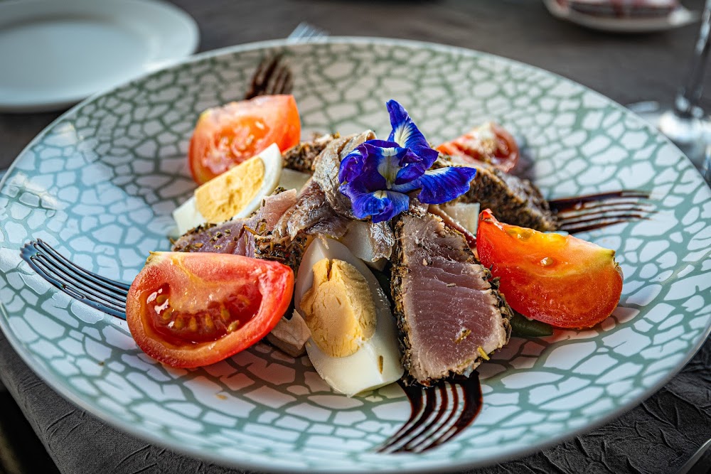 gem image Restaurant Saint James 8