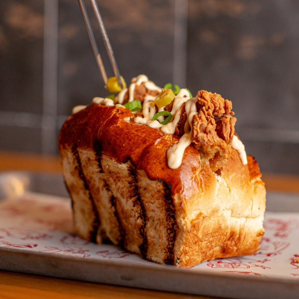 gem image Apluma ‘The Chicken Gourmet Place’ 4