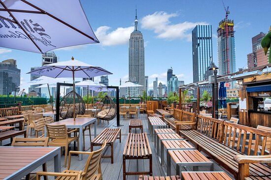 gem image 230 Fifth Rooftop Bar 9
