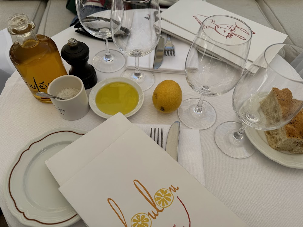 gem image Loulou Restaurant Paris 8
