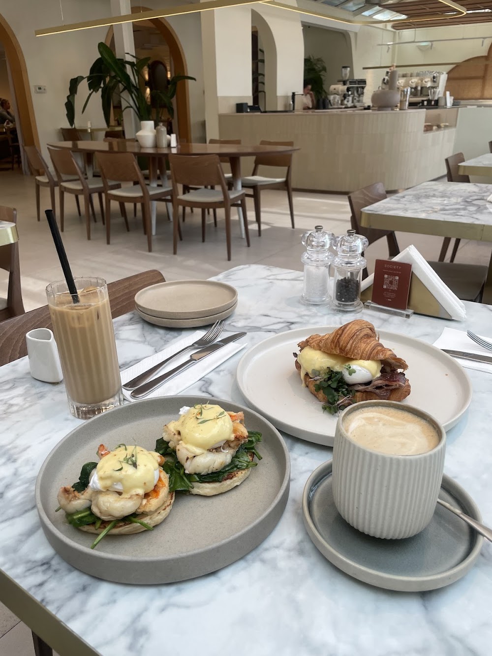 place image Society Dubai - Restaurant In Jumeirah