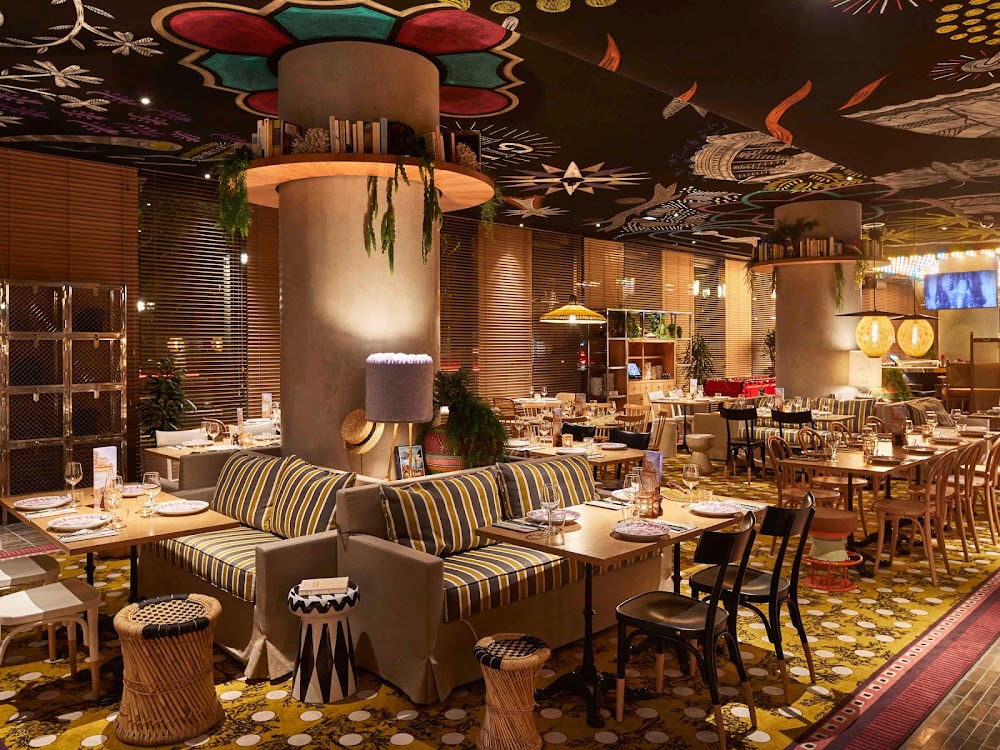 gem image Mama Restaurant Paris West 2