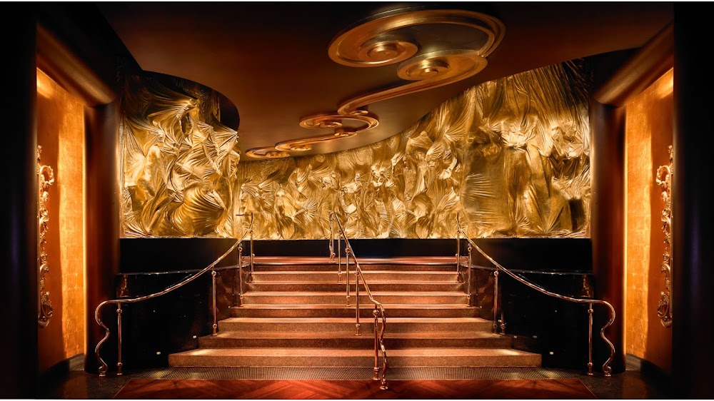 gem image XS Nightclub 10