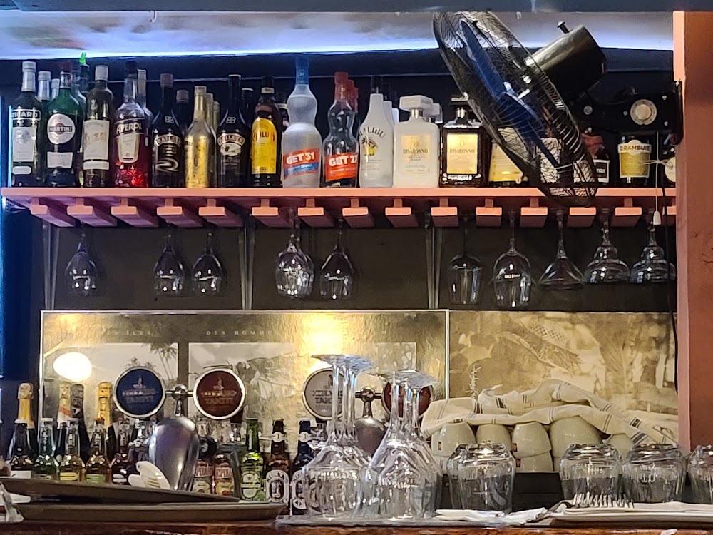 gem image The Lucky House Fare Manuia Restaurant 10