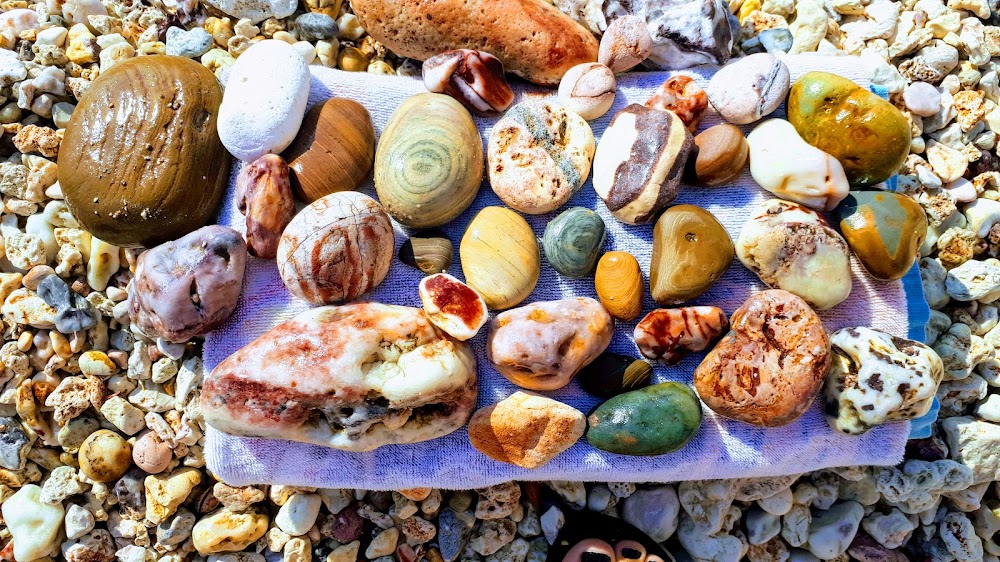 gem image Kastanas Beach 3