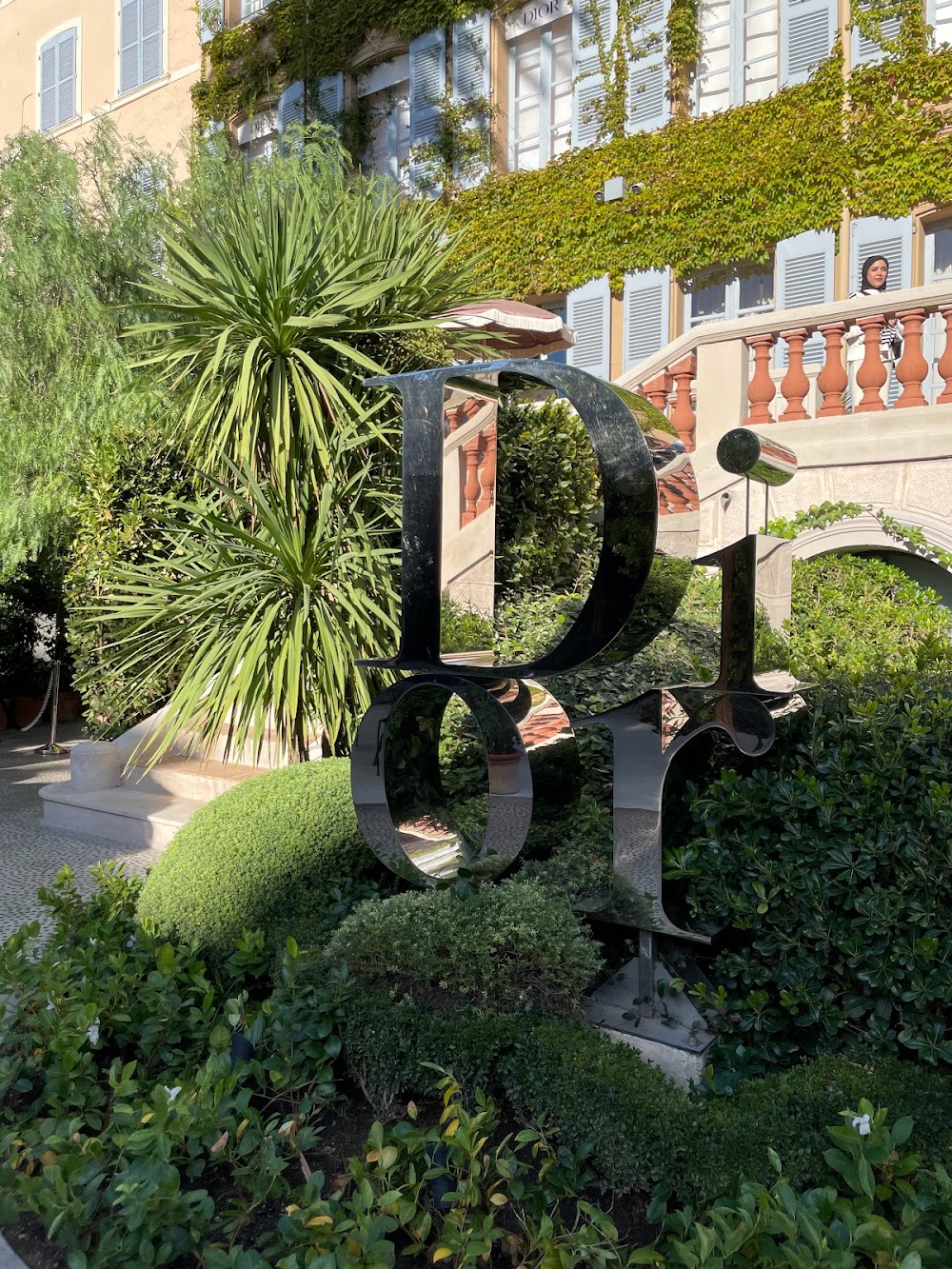 place image Dior Des Lices