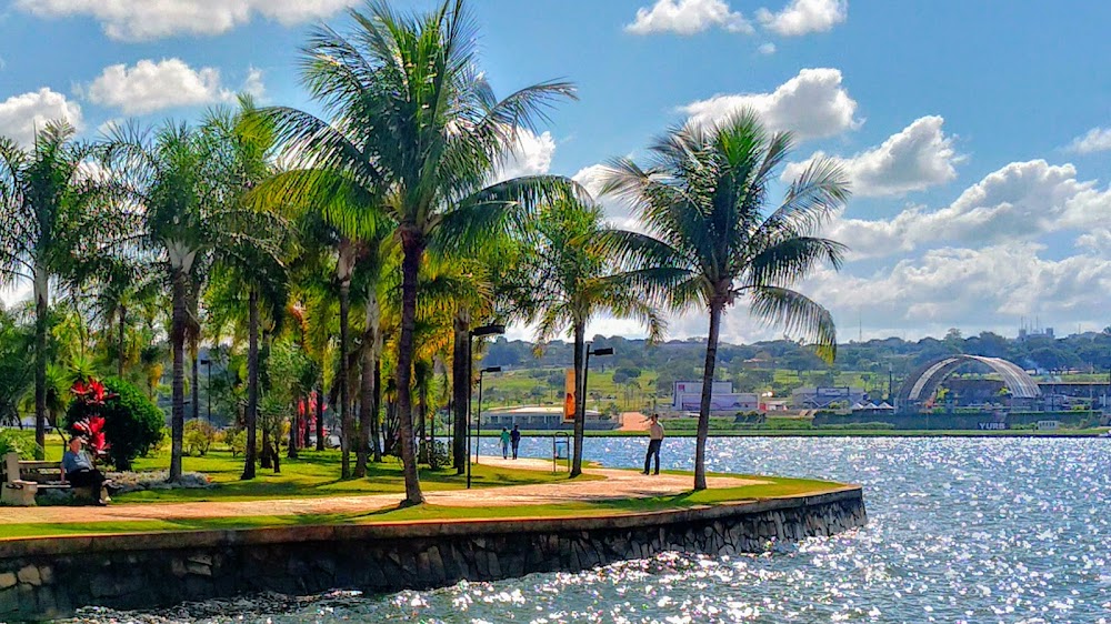 gem image Pontão do Lago Sul 9