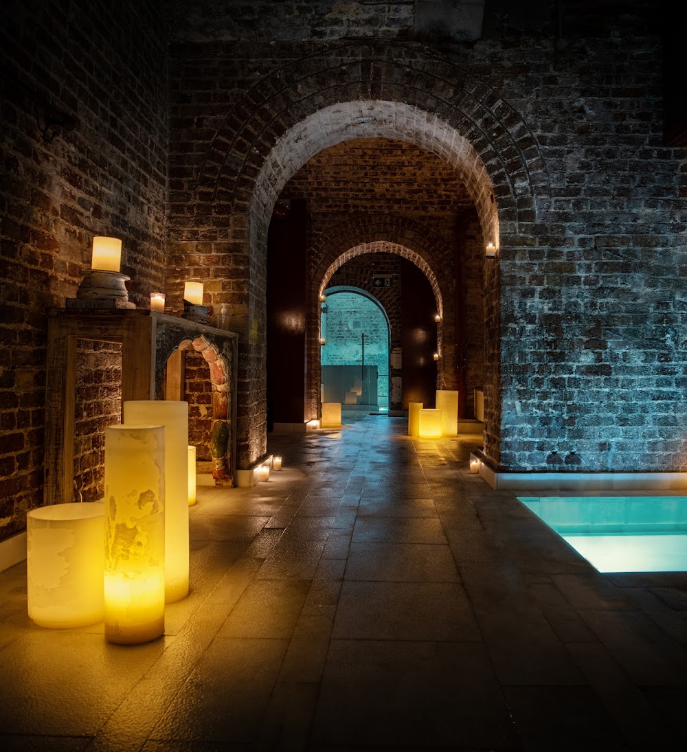 gem image AIRE Ancient Baths London 10