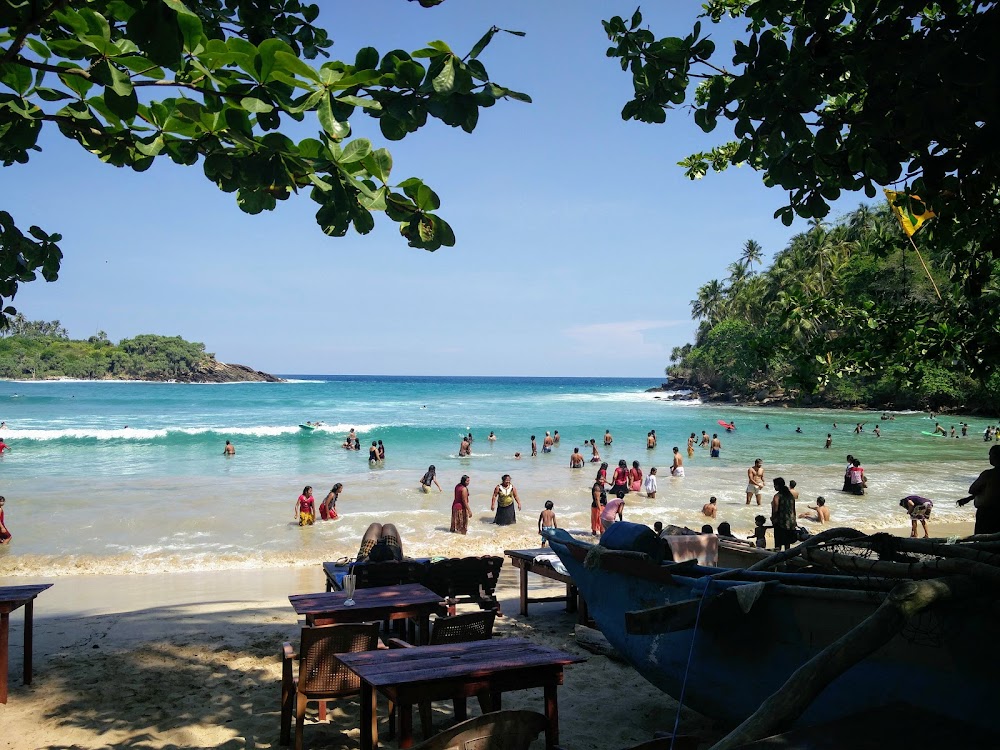 gem image Hiriketiya Beach 8