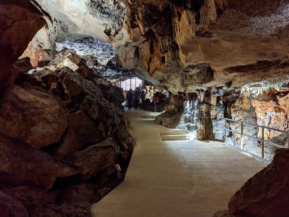 gem image Cova de s’Aigua 9