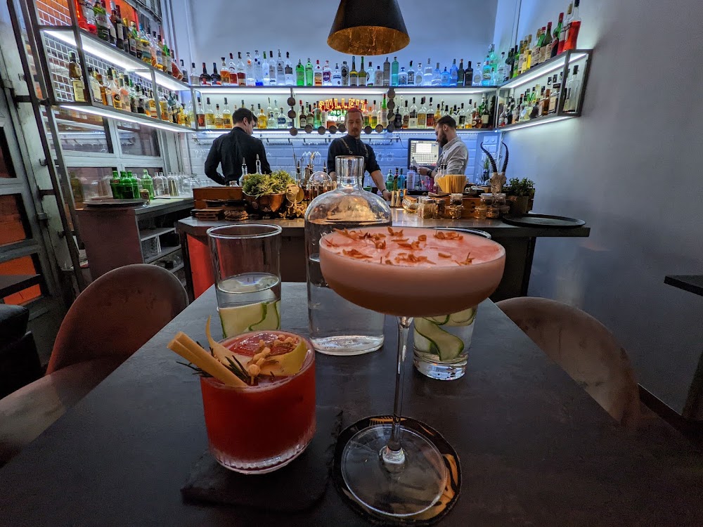 gem image Warm Up Cocktail bar 4