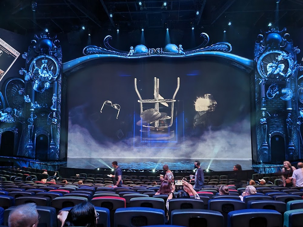 gem image Michael Jackson ONE by Cirque du Soleil 10