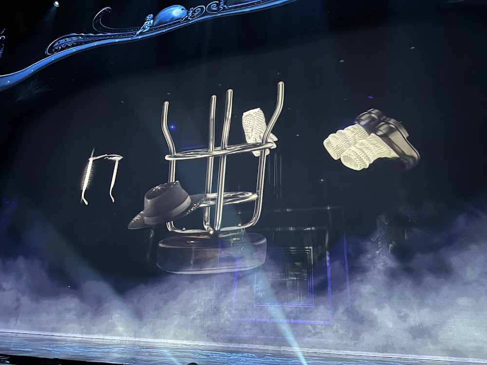 gem image Michael Jackson ONE by Cirque du Soleil 7