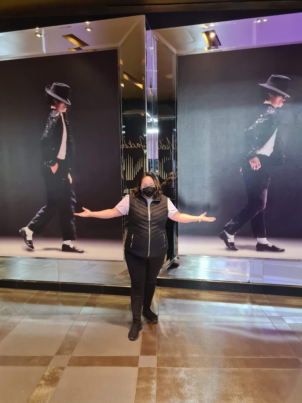 gem image Michael Jackson ONE by Cirque du Soleil 2