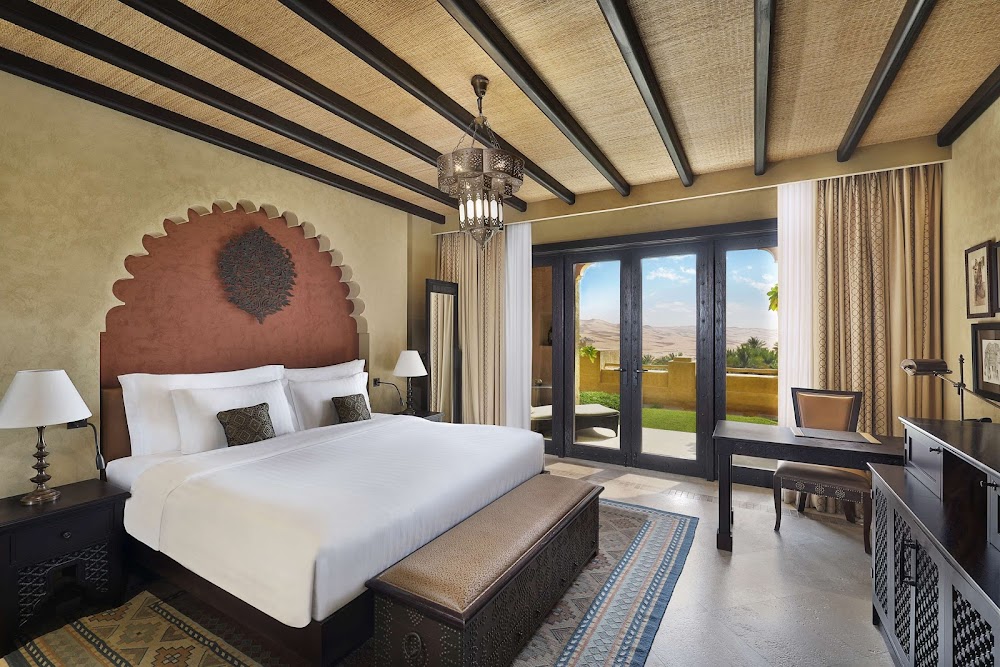 gem image Qasr Al Sarab Desert Resort by Anantara 9