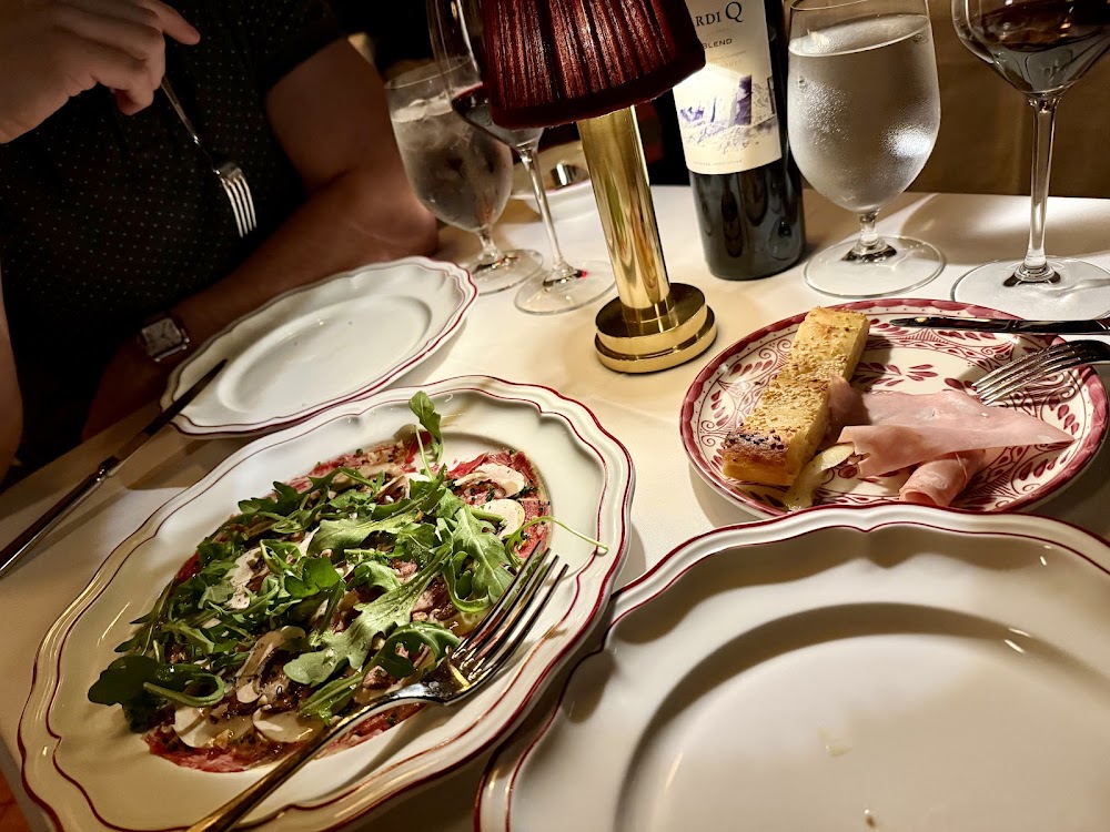 gem image CARBONE VINO 7