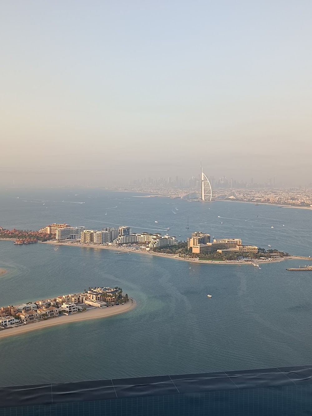gem image AURA SKYPOOL Dubai 5