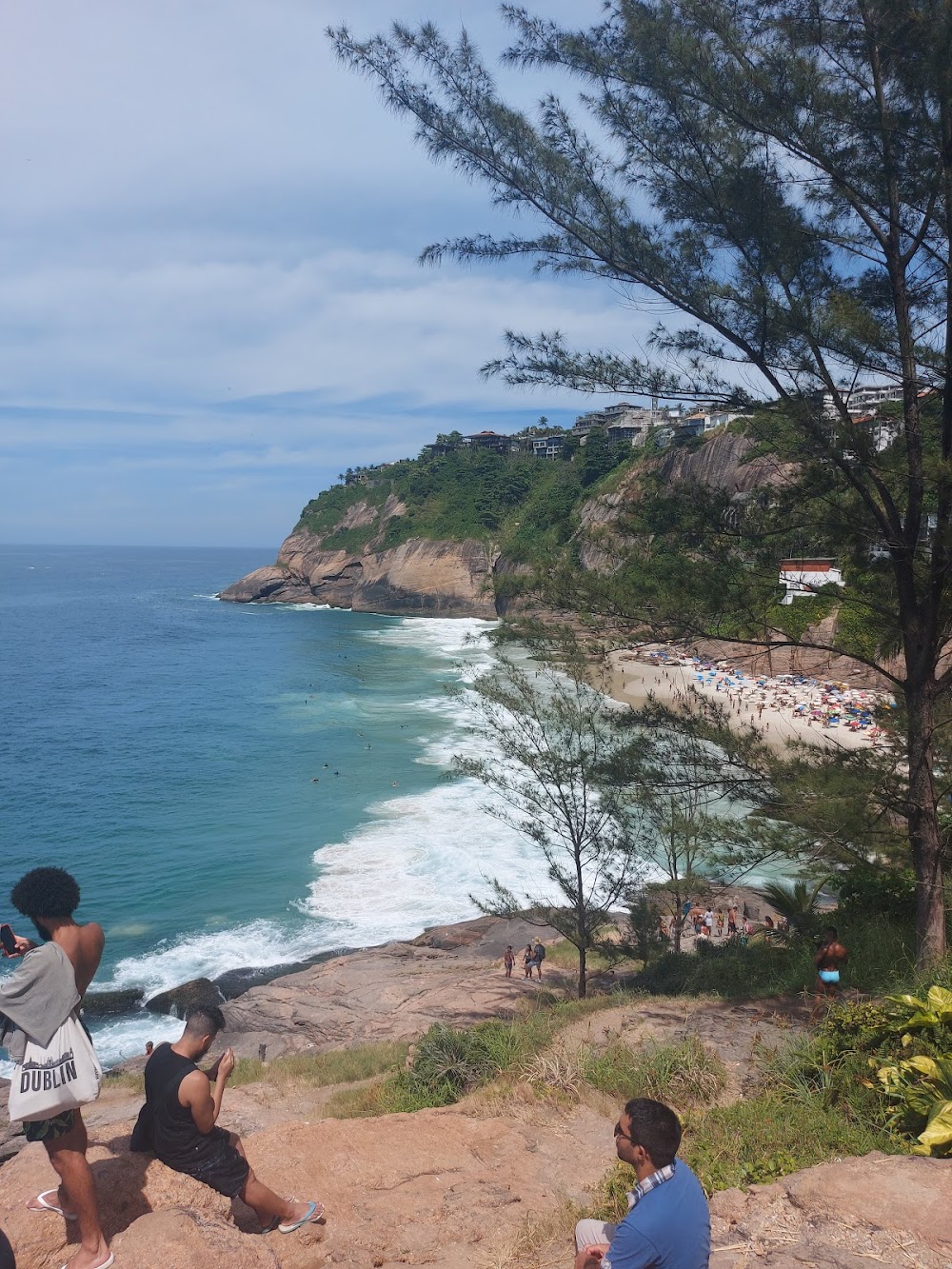 gem image Praia da Joatinga 9