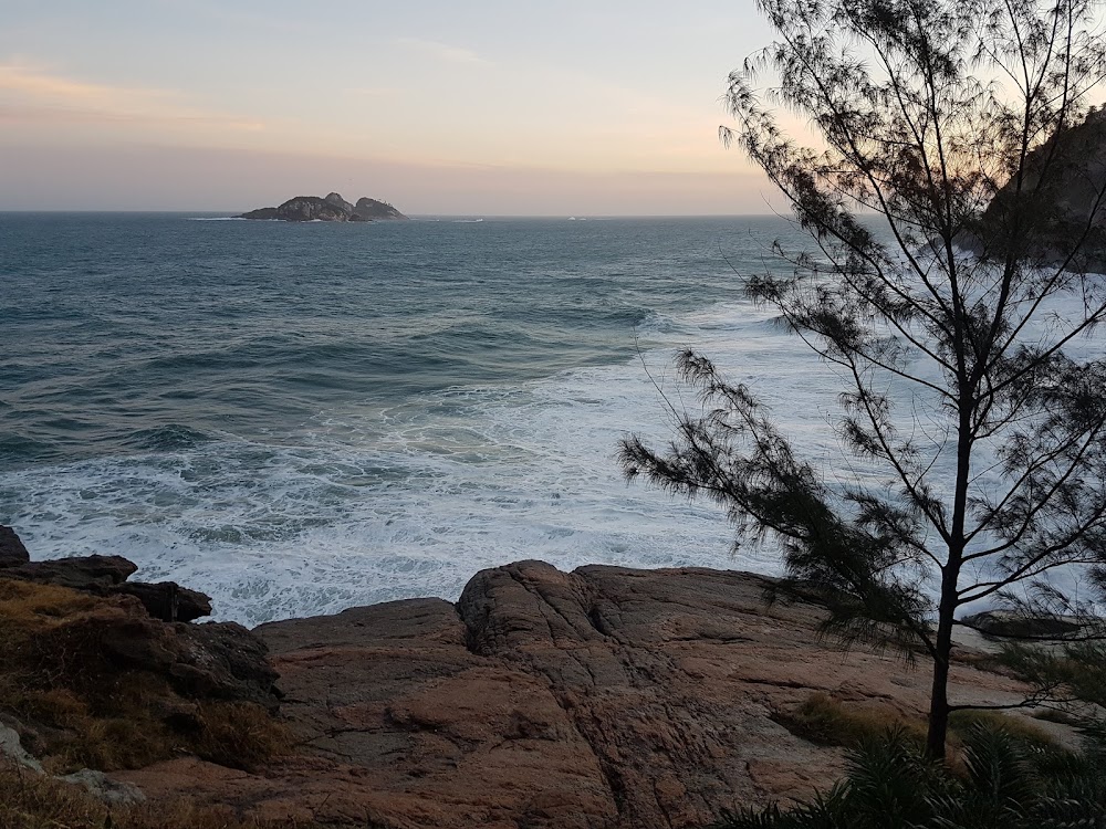 place image Praia da Joatinga