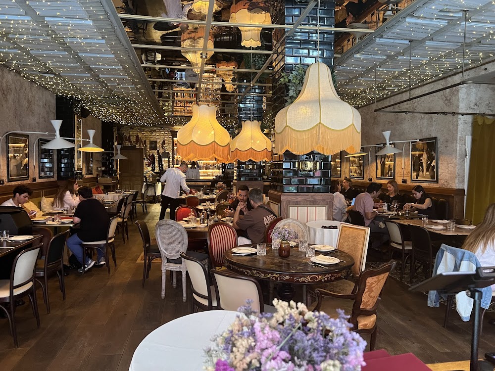gem image Restaurant Harry's 4