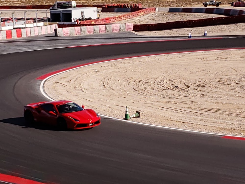 gem image Speed Vegas - Drive Supercars, Go-Karts, and Off-Road 9