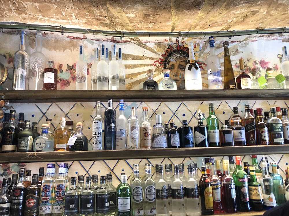 gem image Negrita Bar Mykonos 9