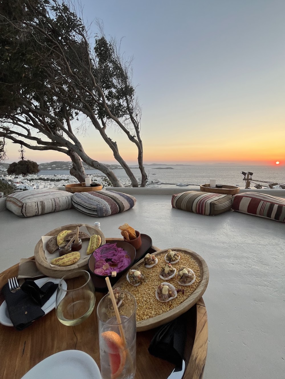 gem image 180º Sunset Bar 6