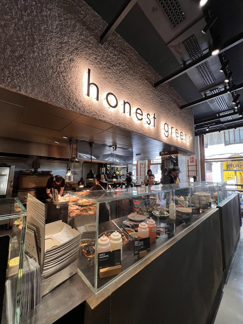 place image Honest Greens Born